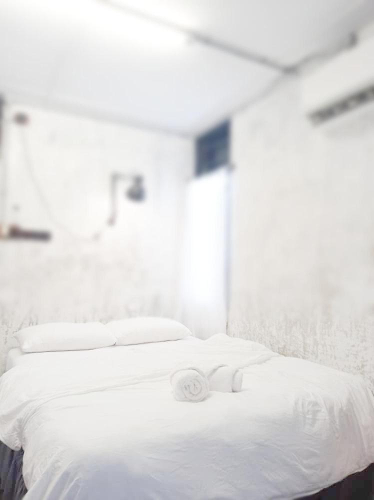 Ipoh Concrete Villa Room photo